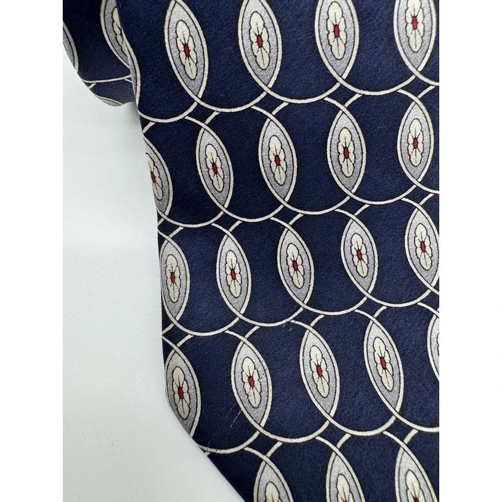 Geoffrey Beene Classic Silk Tie Blue Geometric Oval Pattern Made‎ in USA